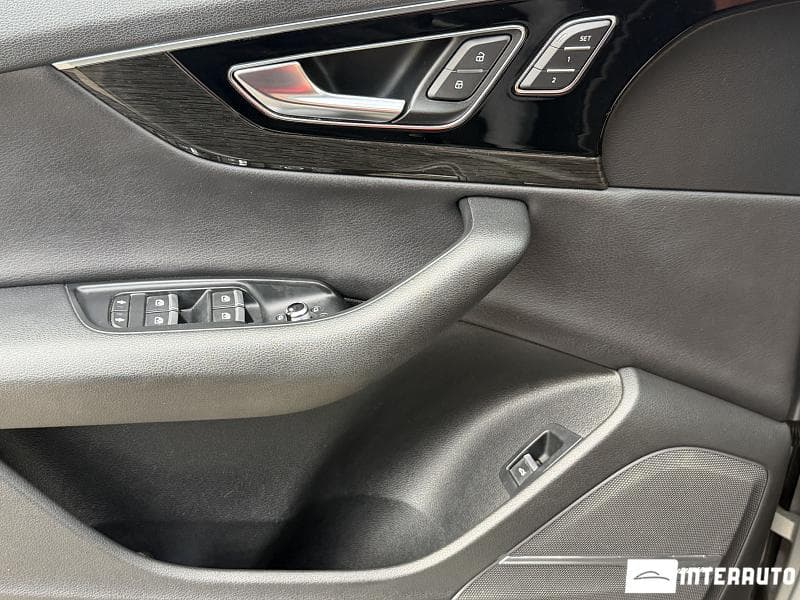 Audi Q7 2016 — Миниатюра 8