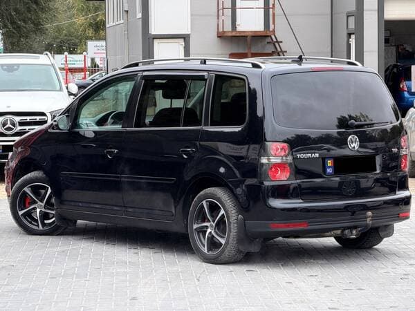 Volkswagen Touran 2010 — Миниатюра 4