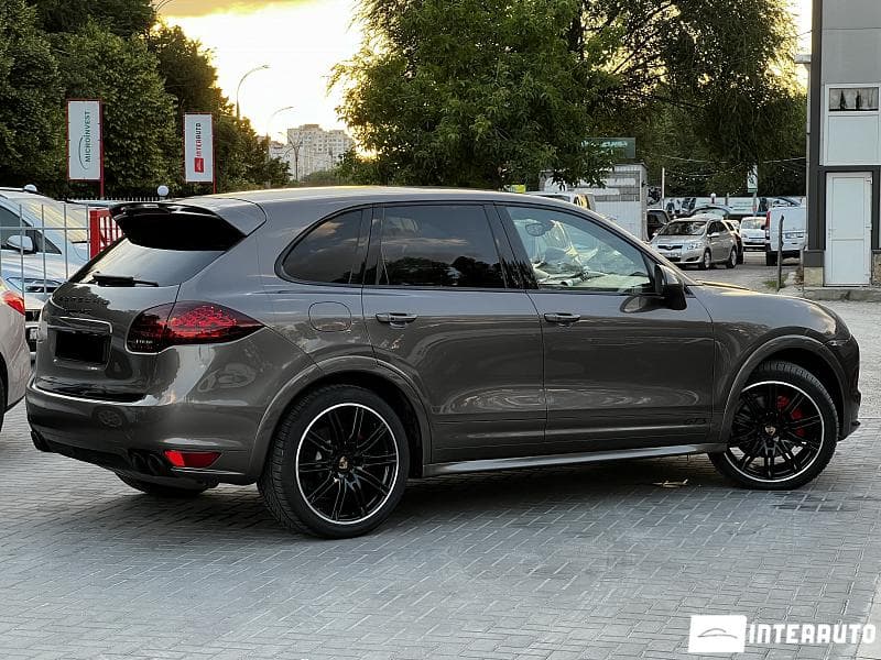 Porsche Cayenne GTS 2014 — Миниатюра 3