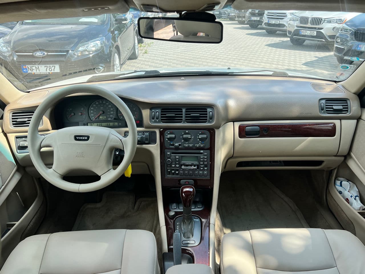 Volvo V 70 2000 — Миниатюра 6