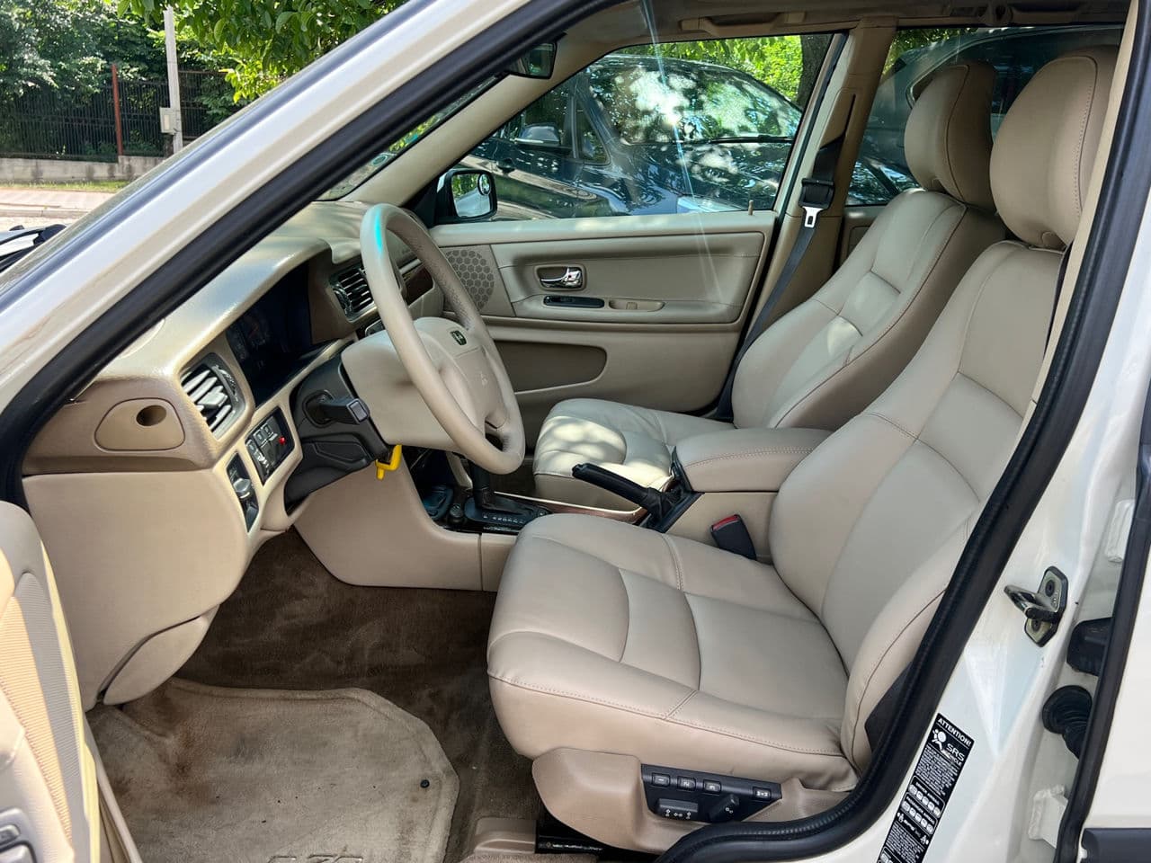 Volvo V 70 2000 — Миниатюра 5