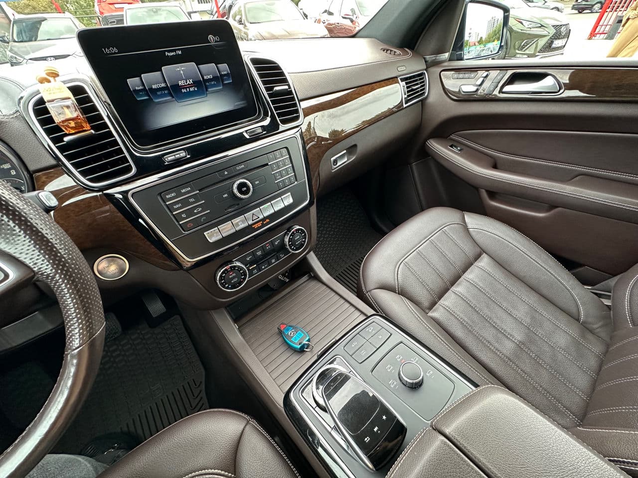 Mercedes GLS 450 2018 — Миниатюра 16