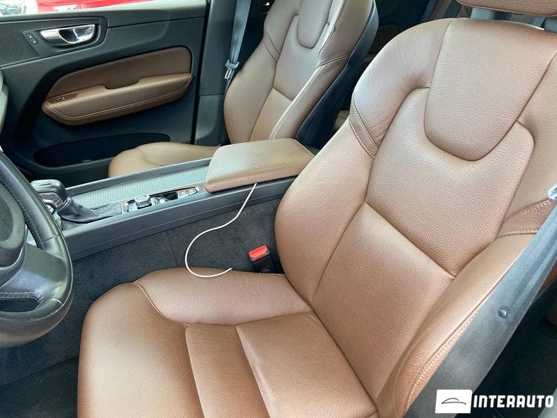 Volvo XC 60 2018 — Миниатюра 6