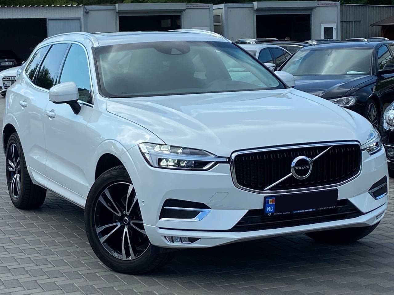 Volvo XC 60 2018 — Миниатюра 2