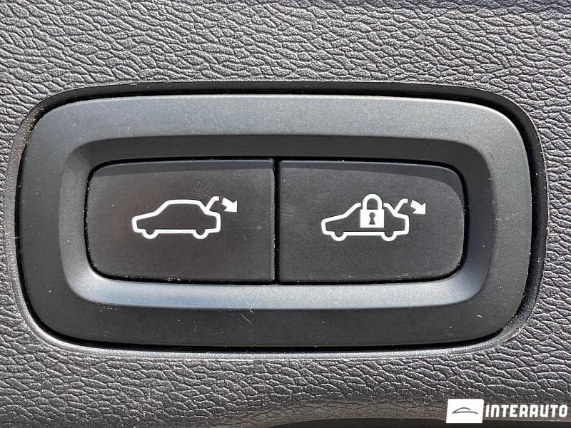 Volvo XC 60 2018 — Миниатюра 21
