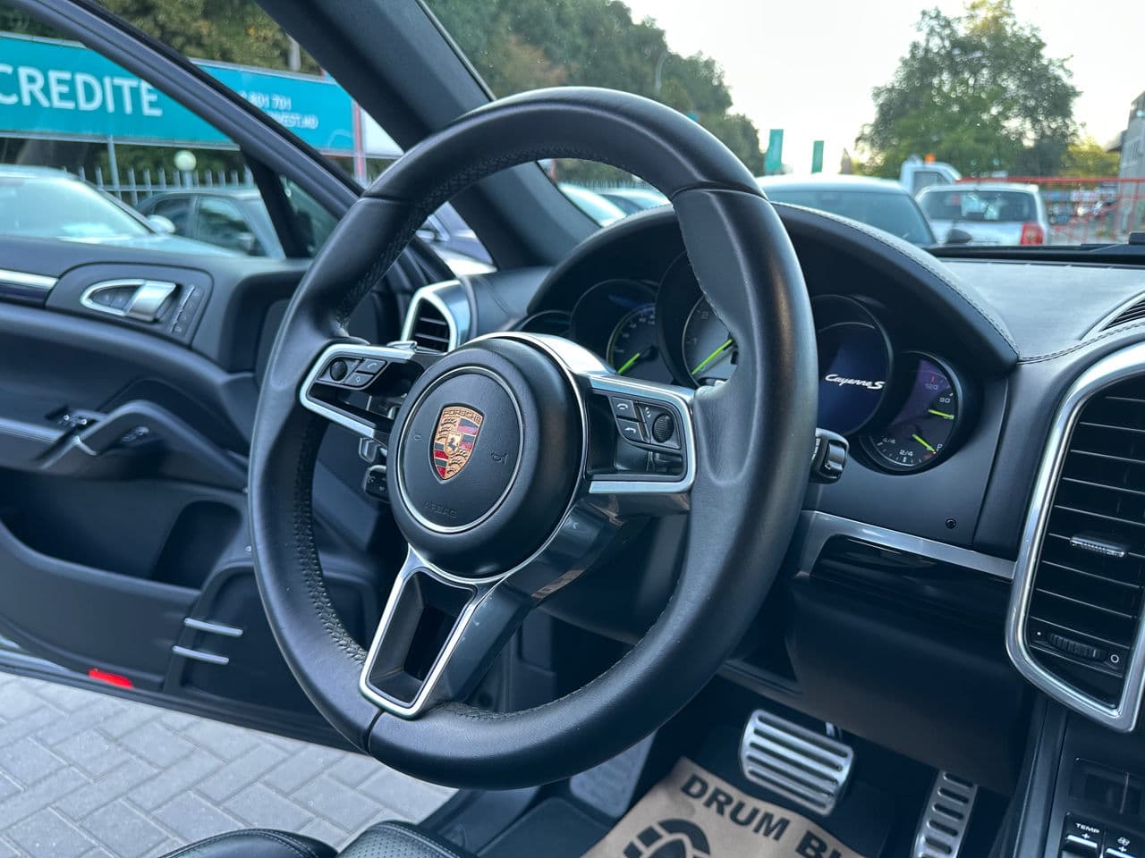 Porsche Cayenne S Hybrid 2015 — Миниатюра 12