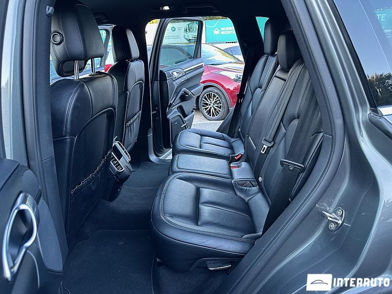 Porsche Cayenne S Hybrid 2015 — Миниатюра 7