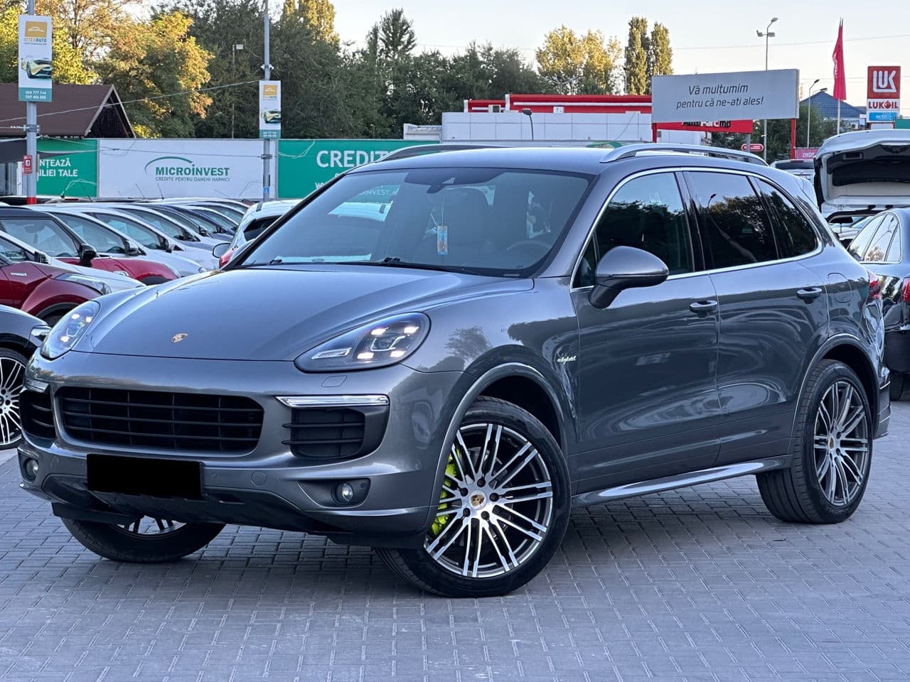 Porsche Cayenne S Hybrid 2015 — Миниатюра 3