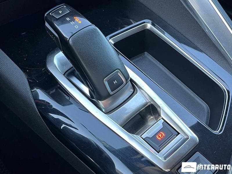 Peugeot 5008 2018 — Миниатюра 15