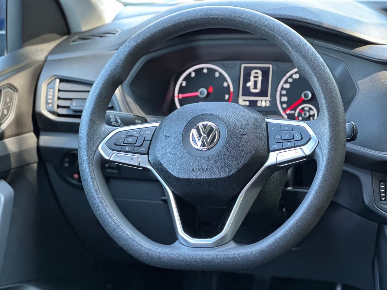 2019 Volkswagen T-Cross — Miniatură 11