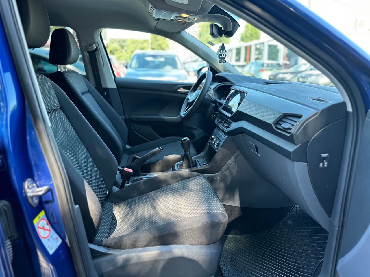 2019 Volkswagen T-Cross — Miniatură 18