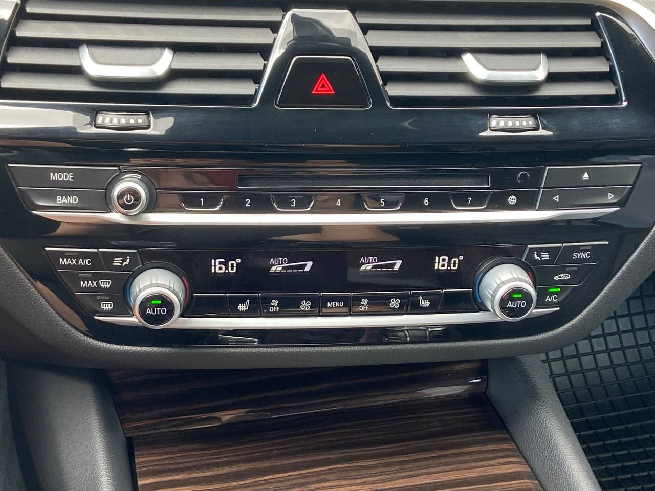 BMW 530e 2018 — Миниатюра 14