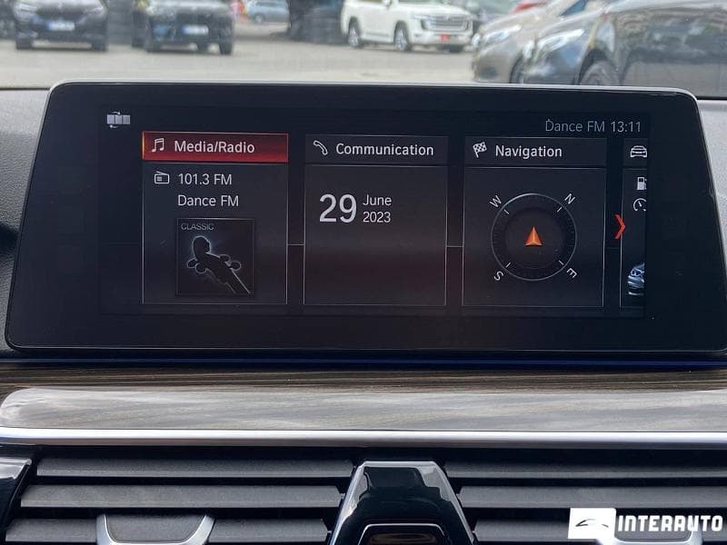 BMW 530e 2018 — Миниатюра 11