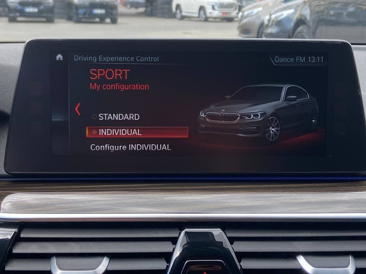 BMW 530e 2018 — Миниатюра 12