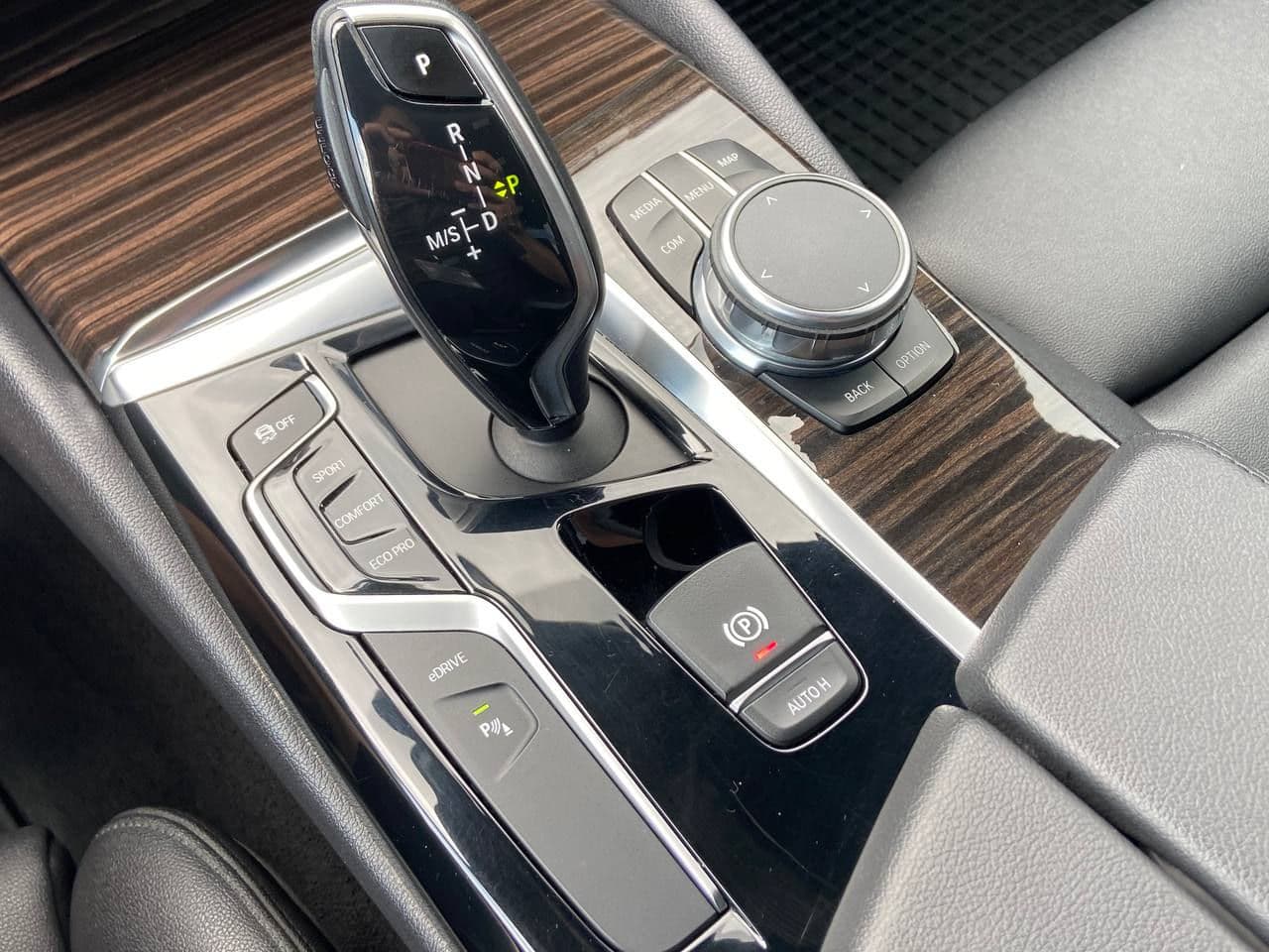 BMW 530e 2018 — Миниатюра 15