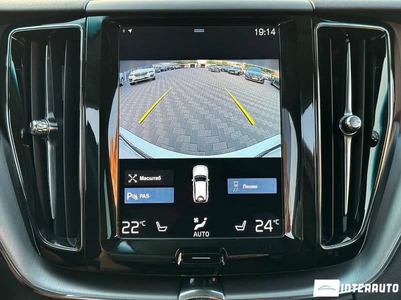 Volvo XC 60 2017 — Миниатюра 15