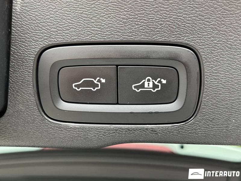 Volvo XC 60 2017 — Миниатюра 23