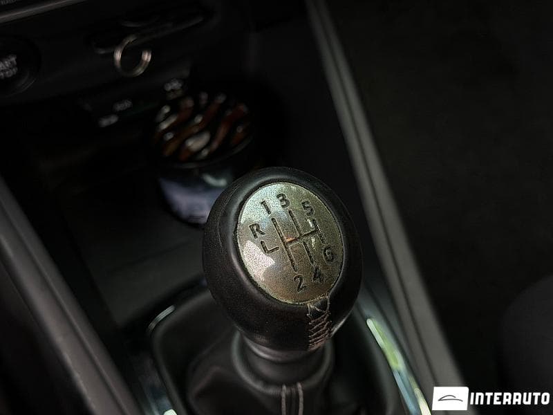 2015 Renault Megane — Miniatură 13