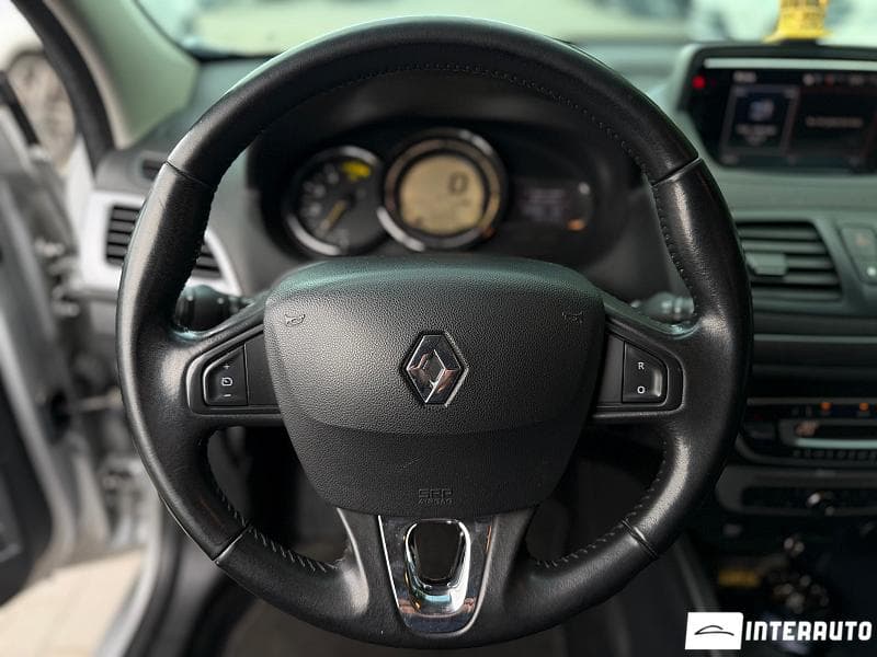 2015 Renault Megane — Miniatură 9