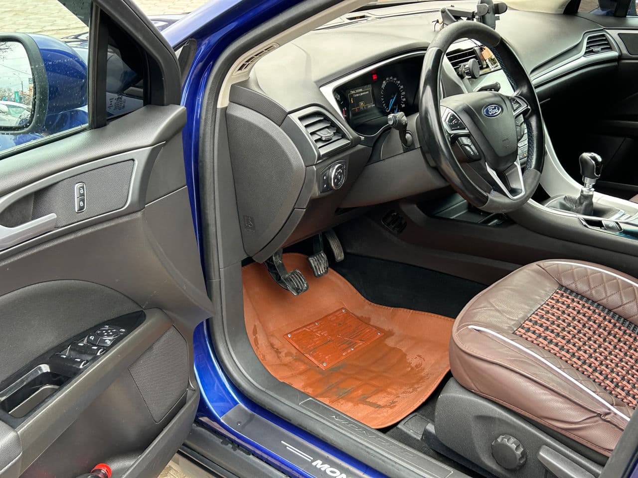 Ford Mondeo 2016 — Миниатюра 5