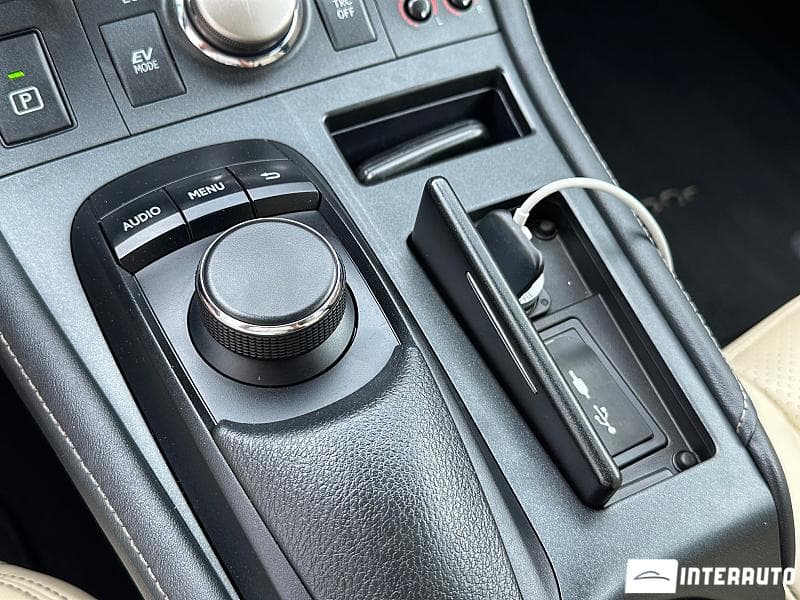 Lexus CT 200h 2015 — Миниатюра 16