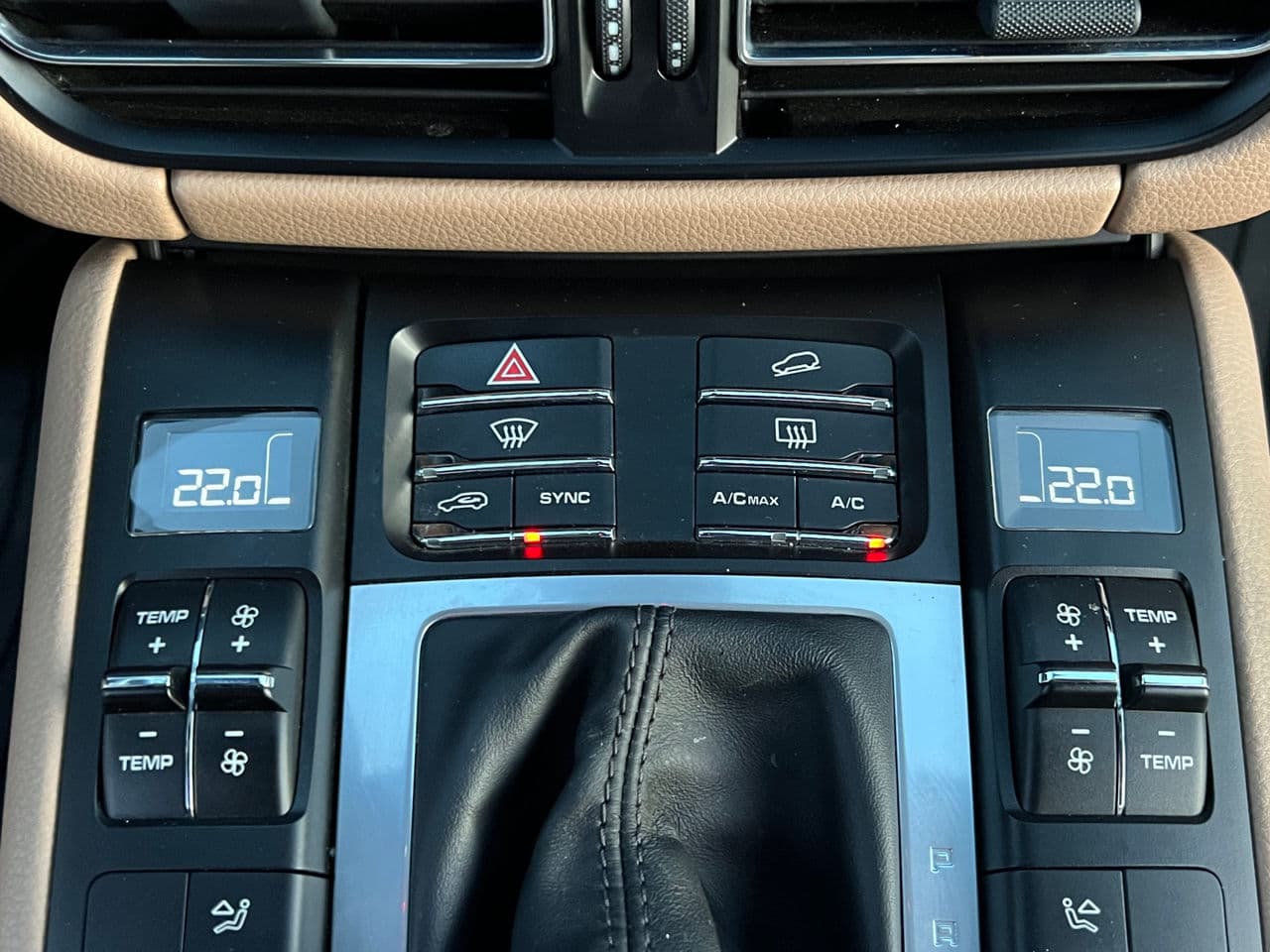 Porsche Macan 2020 — Миниатюра 10