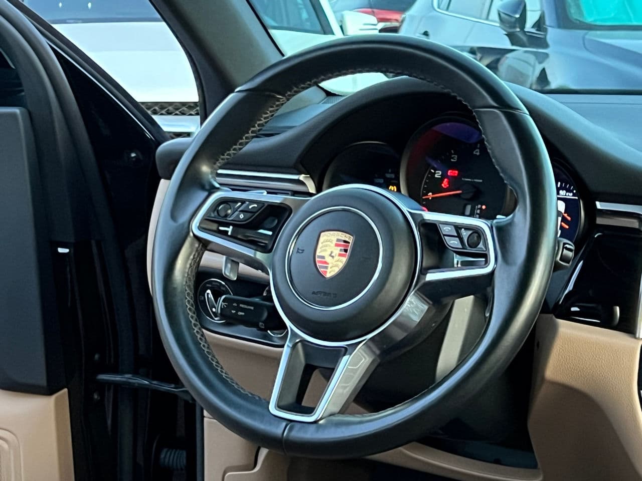 Porsche Macan 2020 — Миниатюра 7