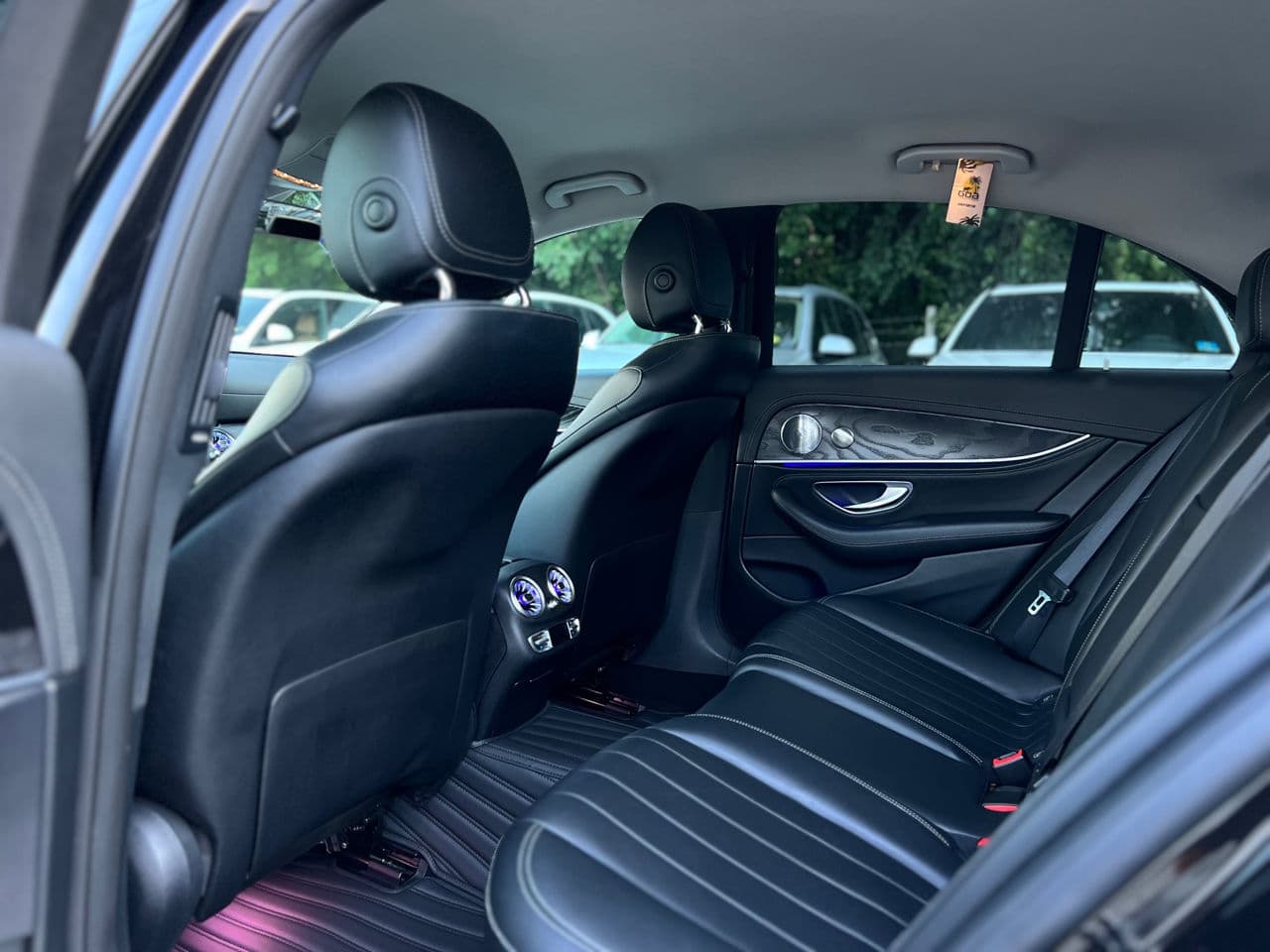 Mercedes E 220 2016 — Миниатюра 16
