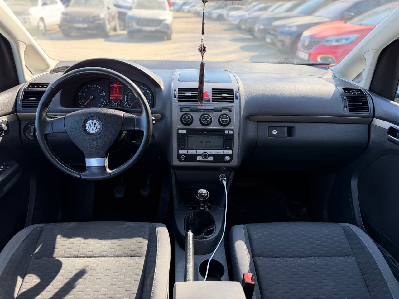 Volkswagen Touran 2008 — Миниатюра 16
