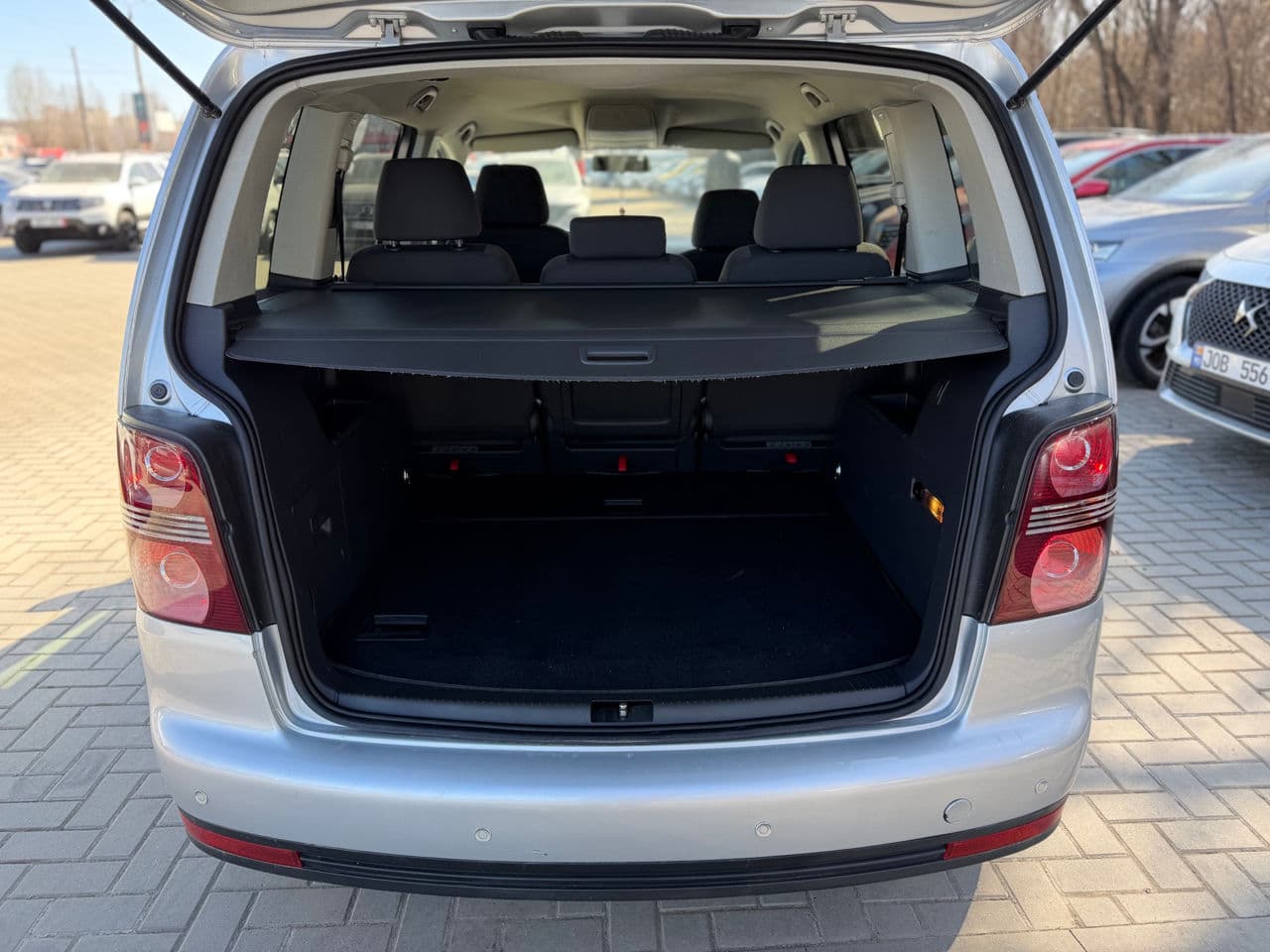 Volkswagen Touran 2008 — Миниатюра 5