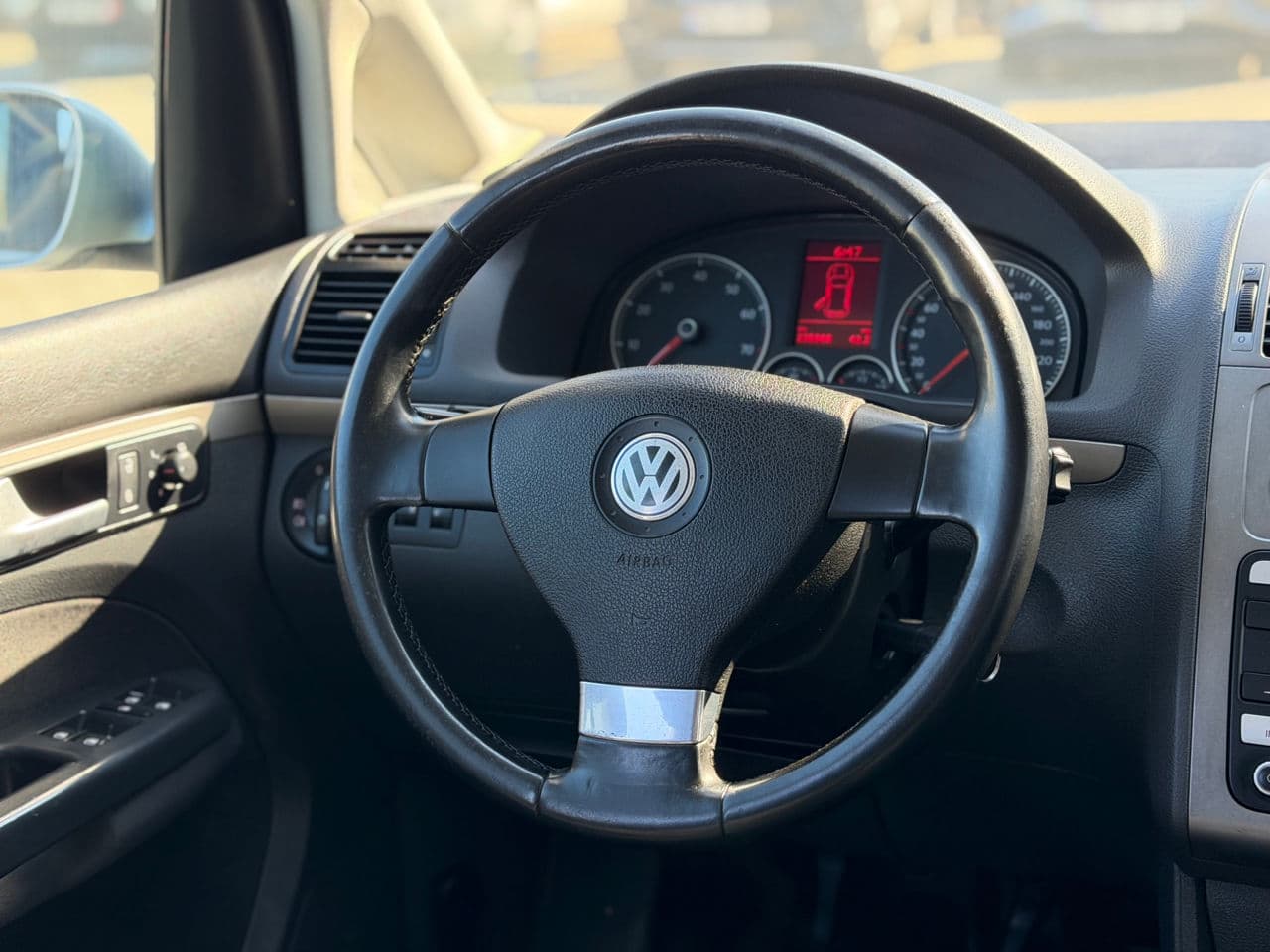 Volkswagen Touran 2008 — Миниатюра 11