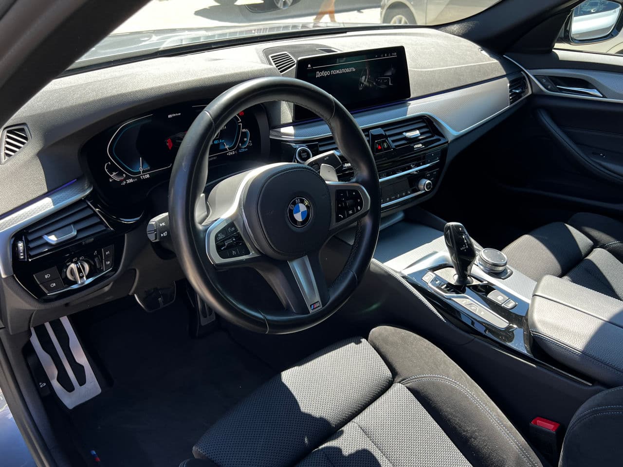 BMW 530e 2019 — Миниатюра 6