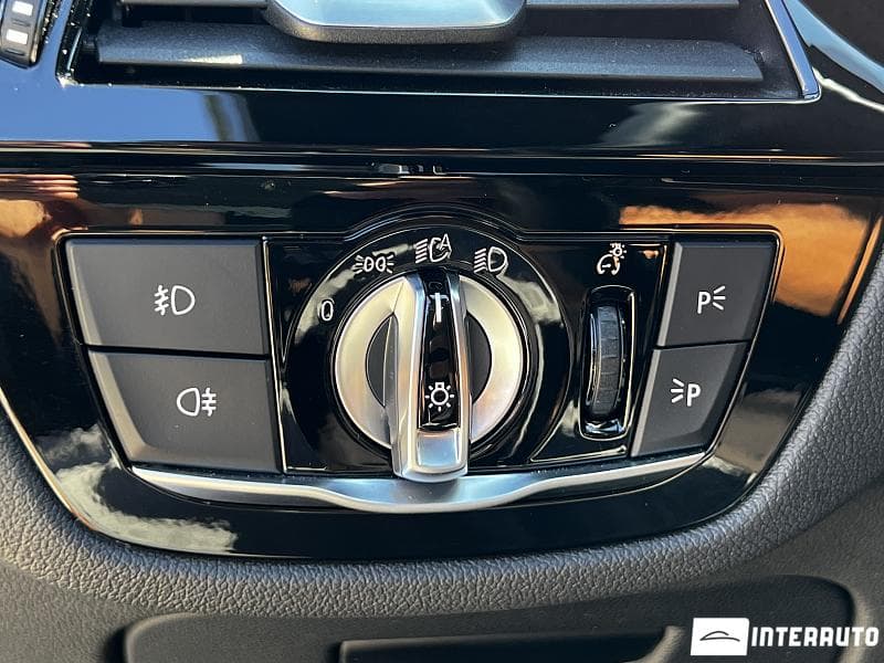 BMW 530e 2019 — Миниатюра 11