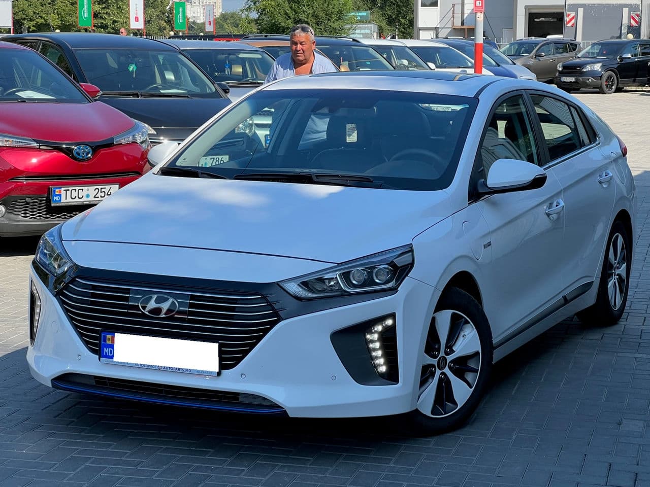 Hyundai Ioniq 2017 — Миниатюра 2
