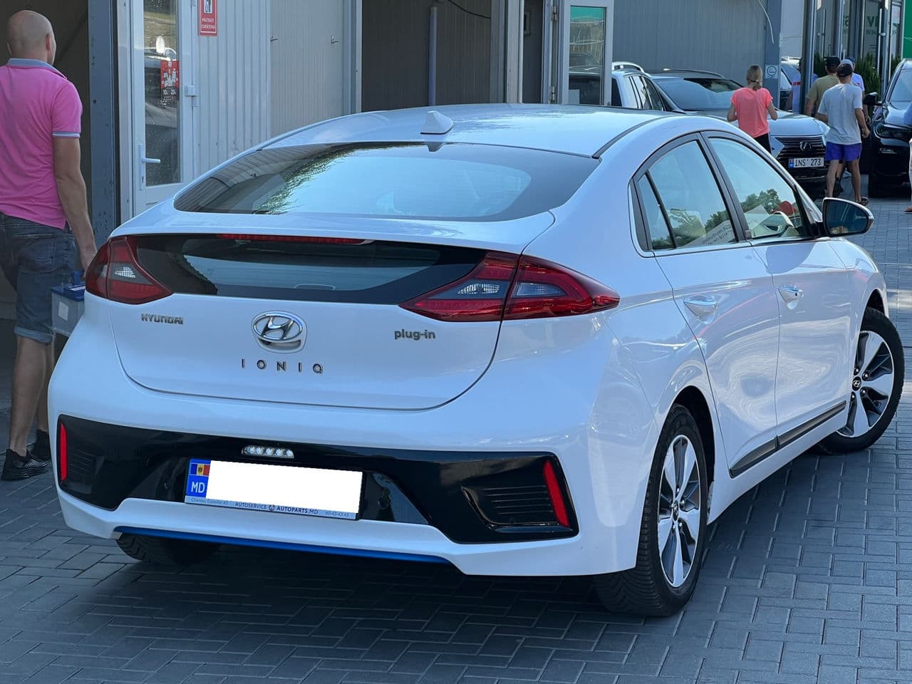 Hyundai Ioniq 2017 — Миниатюра 3