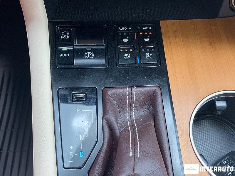 Lexus RX 450h 2018 — Миниатюра 13