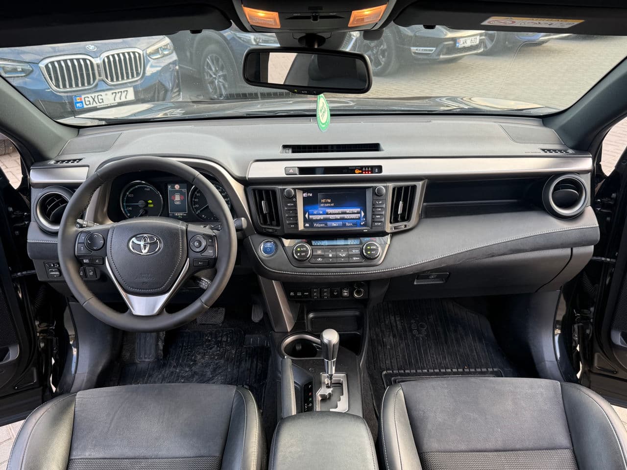 Toyota Rav-4 2017 — Миниатюра 6