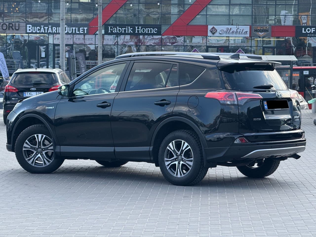 Toyota Rav-4 2017 — Миниатюра 4
