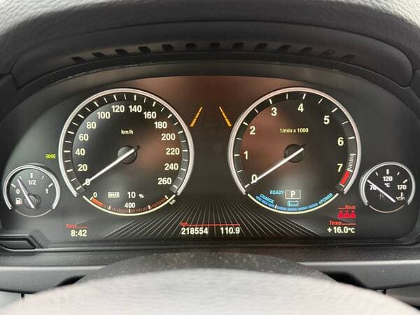 BMW X5 4.0e 2015 — Миниатюра 11
