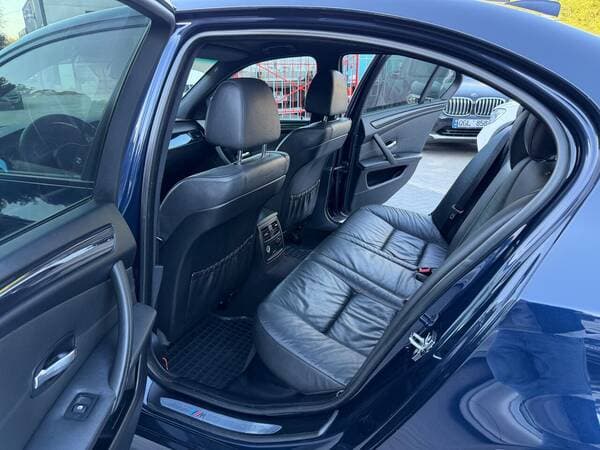 BMW 530 2003 — Миниатюра 15