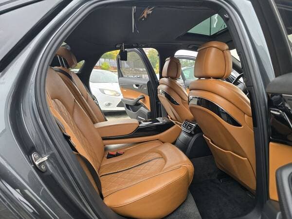 2016 Audi A8 — Miniatură 22