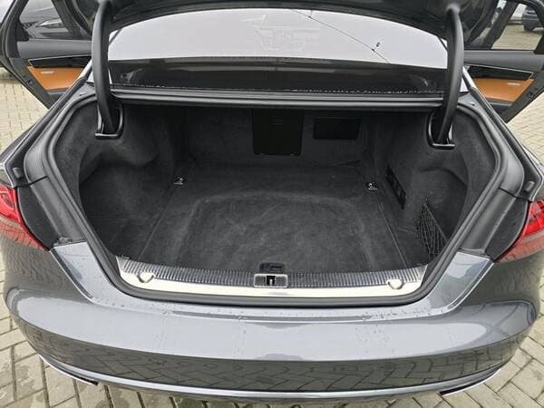 2016 Audi A8 — Miniatură 29