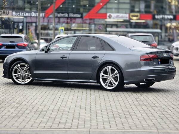 2016 Audi A8 — Miniatură 4