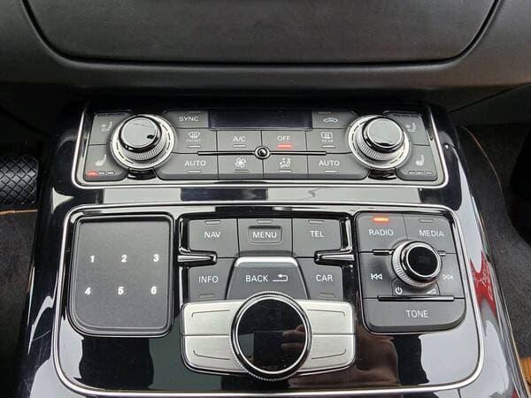 2016 Audi A8 — Miniatură 15