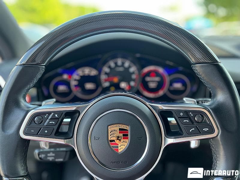 Porsche Cayenne 2019 — Миниатюра 8