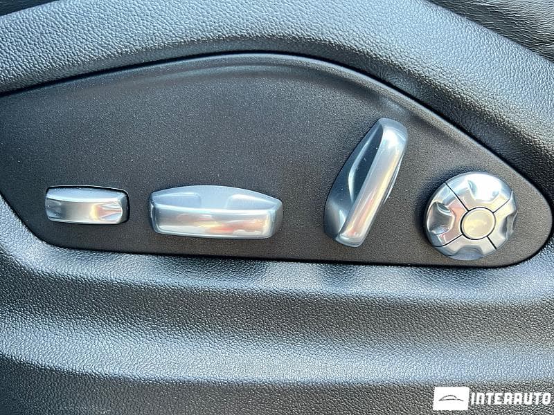 Porsche Cayenne 2019 — Миниатюра 25