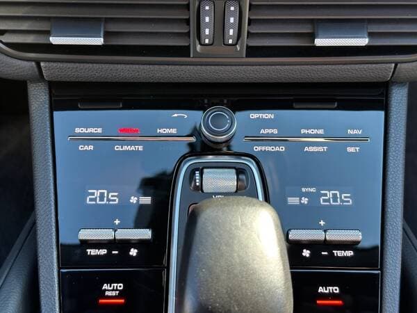 2019 Porsche Cayenne — Miniatură 14