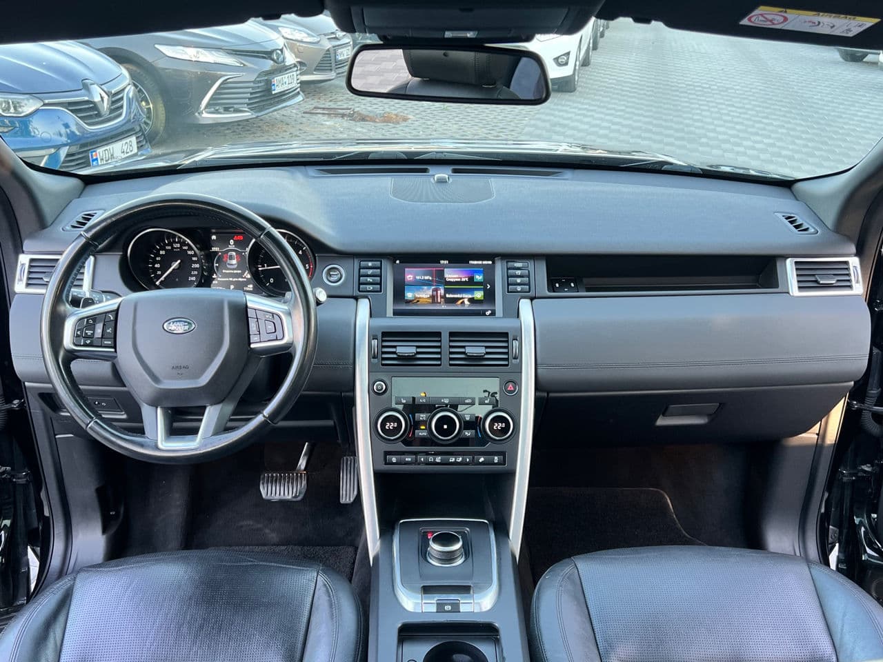 Land Rover Discovery Sport 2017 — Миниатюра 6