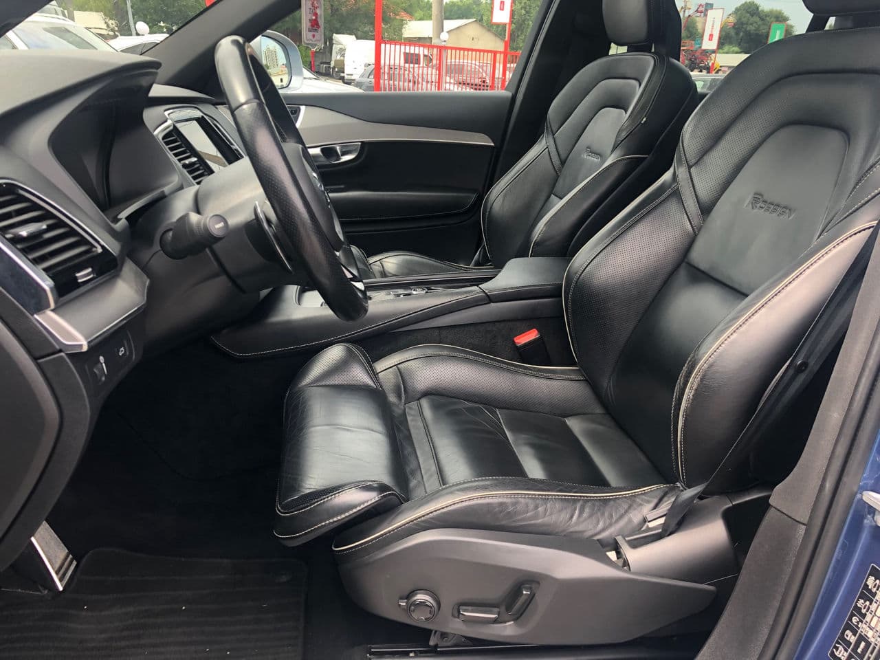 Volvo XC 90 2018 — Миниатюра 8
