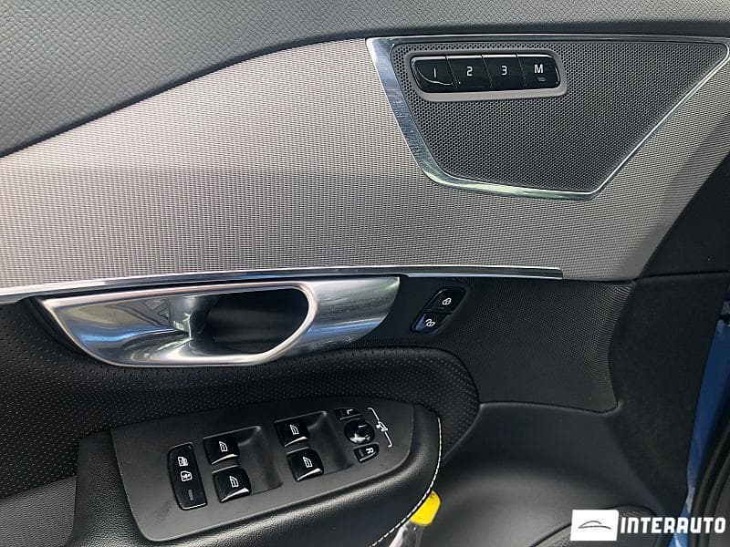 Volvo XC 90 2018 — Миниатюра 7